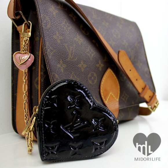 LOUIS VUITTON Heart Coin Purse - Picture 14 of 15